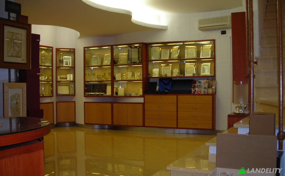 Business for Sale Via del Gallitello, 102, 85100 Potenza PZ, Potenza, Province of Potenza, Basilicata, Italy. Photo 14