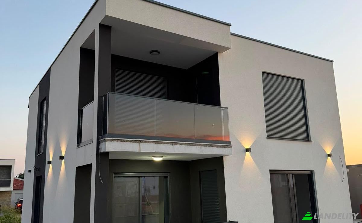 Villa for Sale Donji Stoj 85360, Donji Stoj, Ulcinj Municipality, Montenegro. Photo 1