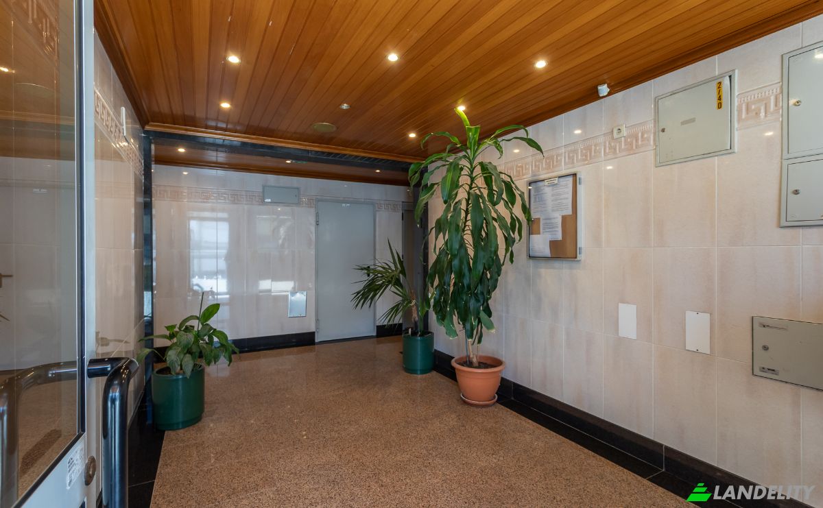 Apartment for Sale R Elisiario Carvalho 11, Paco de Arcos, Oeiras, Lisbon, Portugal. Photo 15