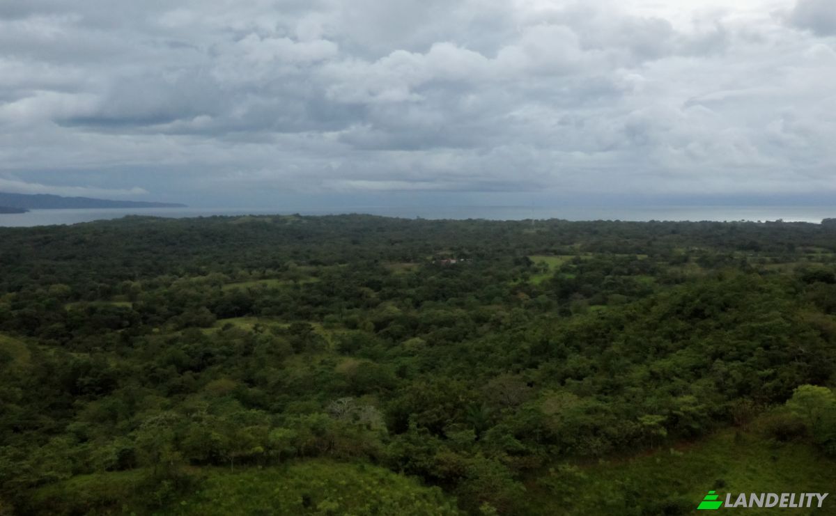 Investing/Development for Sale Provincia de Veraguas, Santa Catalina, Sona District, Veraguas Province, Panama. Photo 4