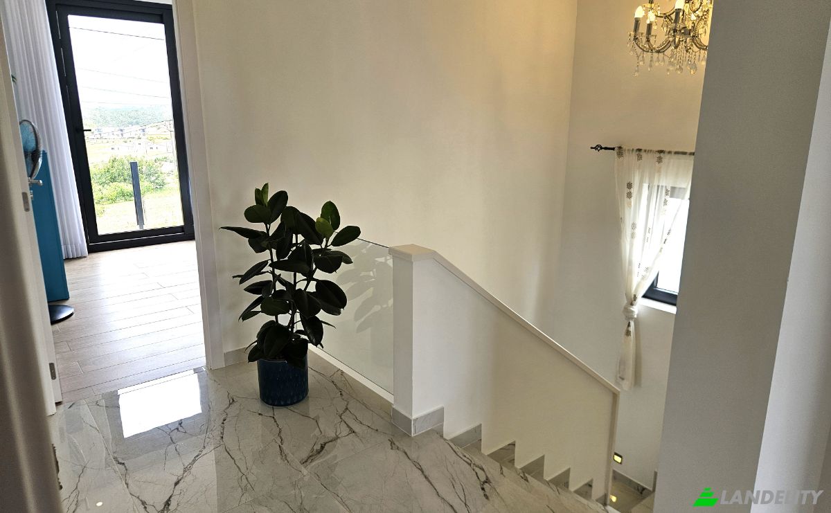 Single Family Home for Sale R Principal 14, Alfeizerao, Alcobaca, Leiria District, Portugal. Photo 12