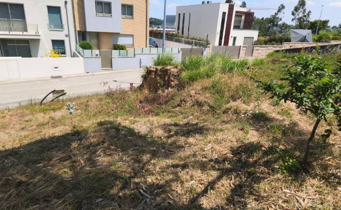 Land Lot for Sale R de Craveiro Lopes 24. Photo#4 Land Lot for Sale R de Craveiro Lopes 24. Photo#4