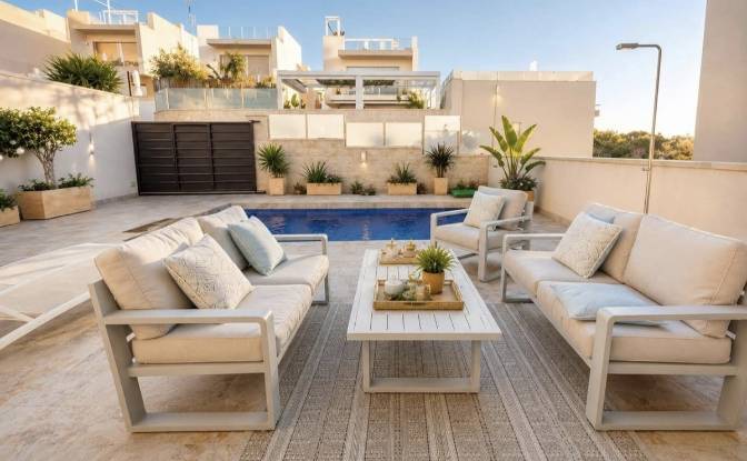 Villa for Sale C Mino, Dehesa de Campoamor. Photo#7 Villa for Sale C Mino, Dehesa de Campoamor. Photo#7