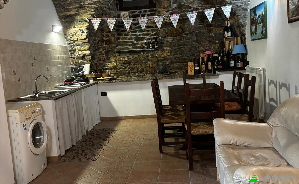 Apartment for Sale Vico Santa Croce, 18027 Pontedassio IM, Pontedassio, Province of Imperia, Liguria, Italy. Photo 18
