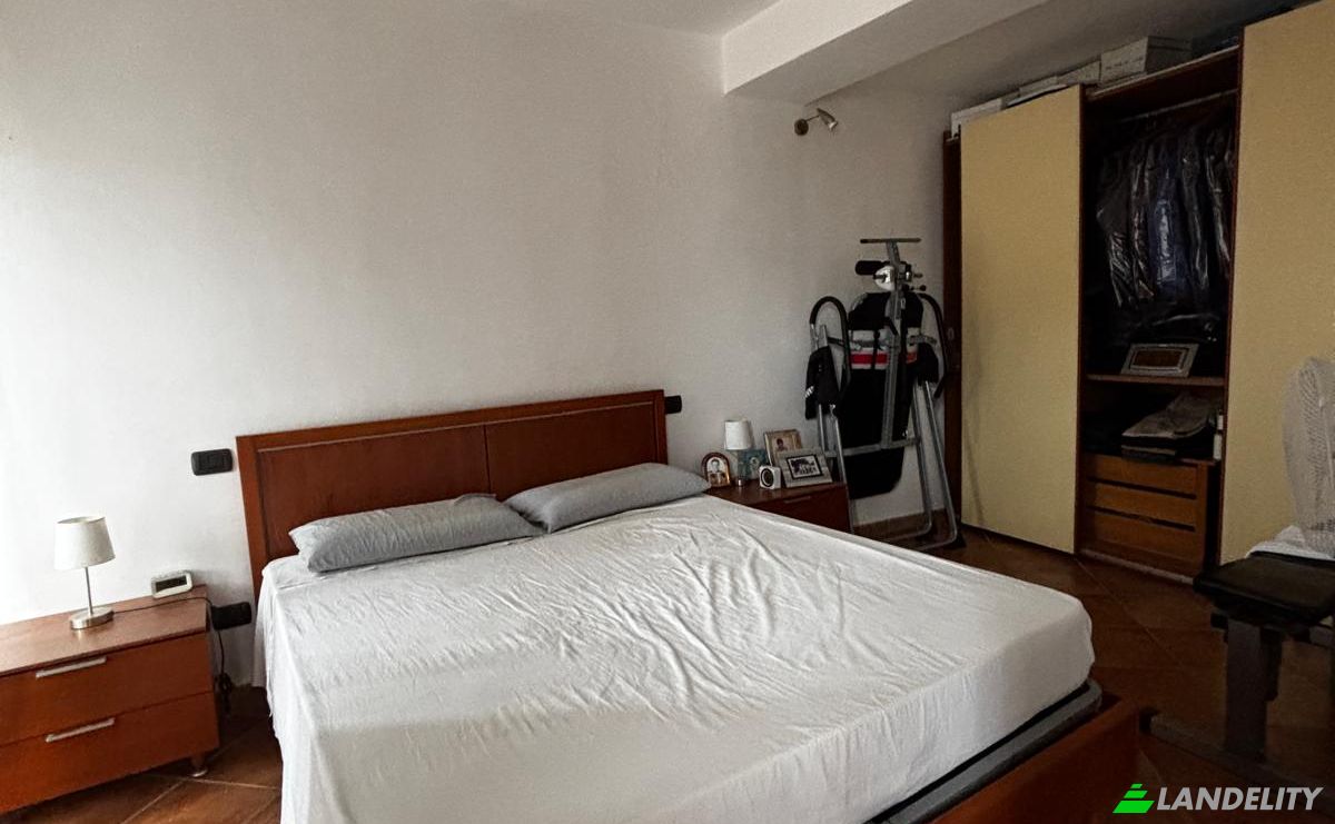 Apartment for Sale Vico Santa Croce, 18027 Pontedassio IM, Pontedassio, Province of Imperia, Liguria, Italy. Photo 3