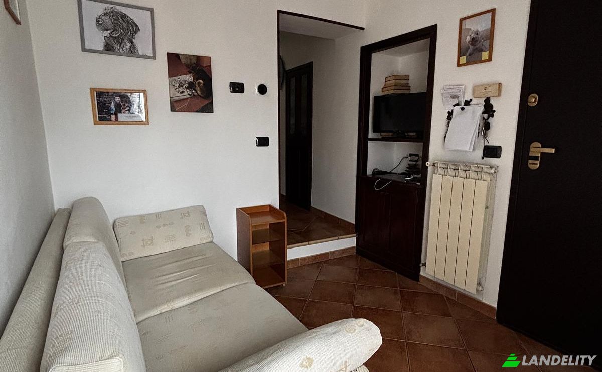 Apartment for Sale Vico Santa Croce, 18027 Pontedassio IM, Pontedassio, Province of Imperia, Liguria, Italy. Photo 2