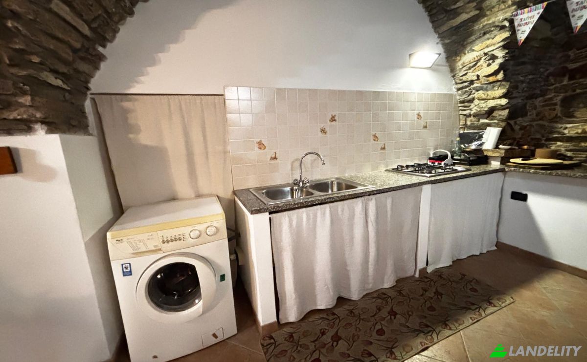 Apartment for Sale Vico Santa Croce, 18027 Pontedassio IM, Pontedassio, Province of Imperia, Liguria, Italy. Photo 17
