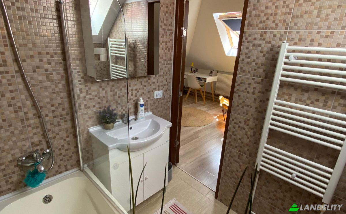 Duplex for Sale Strada Doctor Felix 5, Brasov, Romania. Photo 16