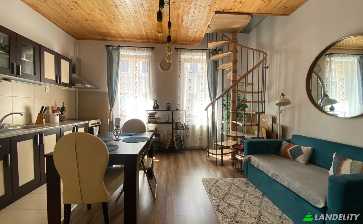 Duplex for Sale Strada Doctor Felix 5, Brasov, Romania. Photo 2