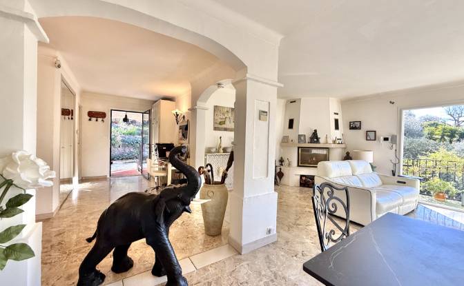 Single Family Home for Sale 2502 Bis Rte des. Photo#5
