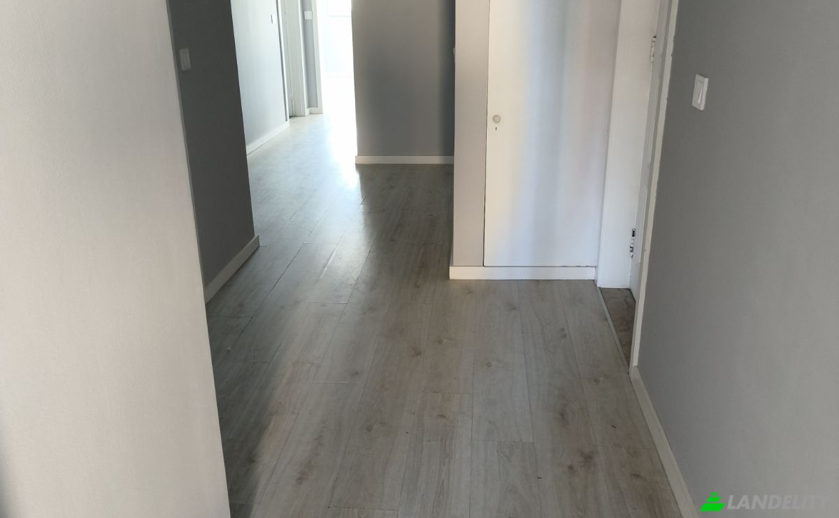 Apartment for Sale R da Azenha 263, 4200-110 Porto, Porto, Porto District, Portugal. Photo 17