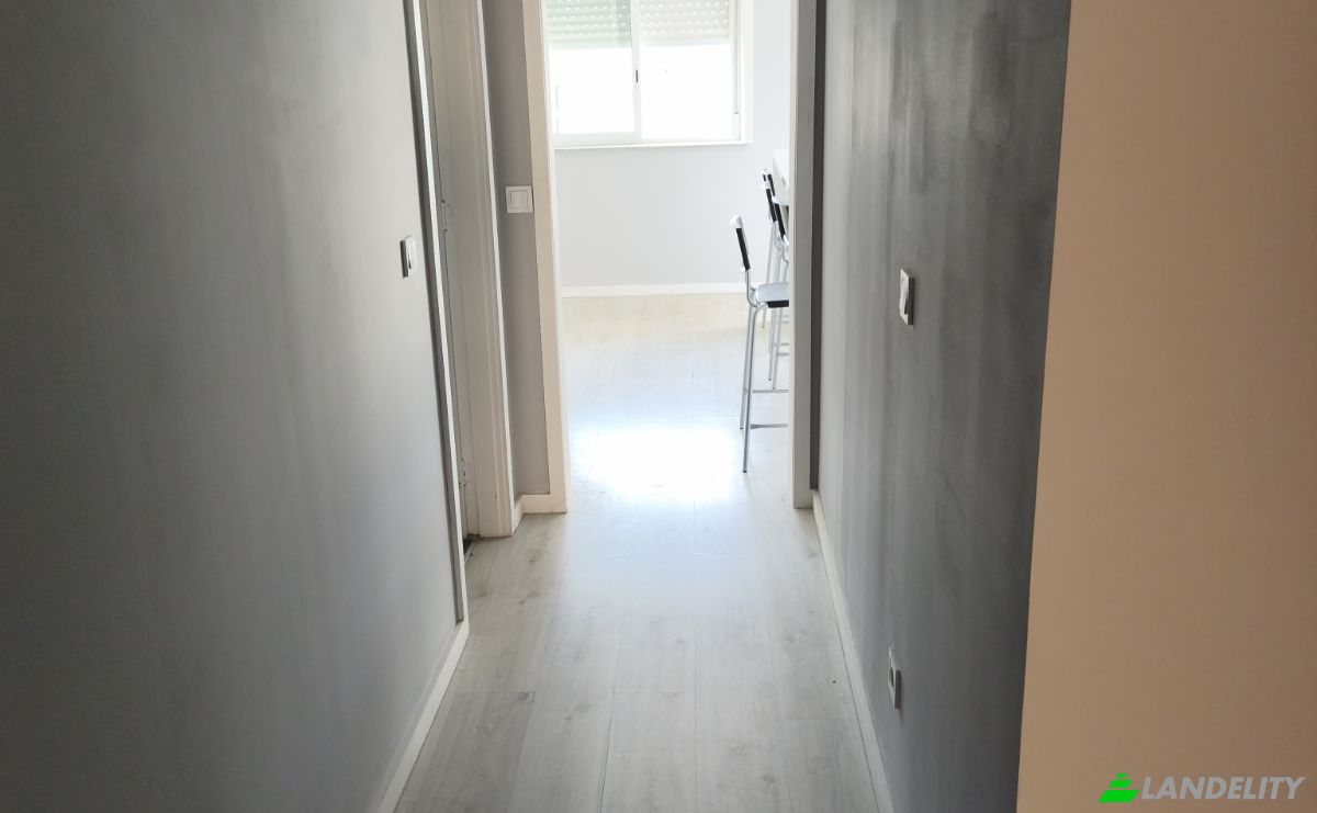 Apartment for Sale R da Azenha 263, 4200-110 Porto, Porto, Porto District, Portugal. Photo 7