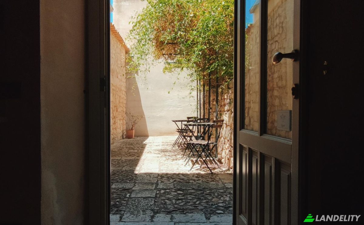 Mansion for Sale Via Meli, 97014 Ispica RG, Ispica, Free municipal consortium of Ragusa, Sicily, Italy. Photo 22