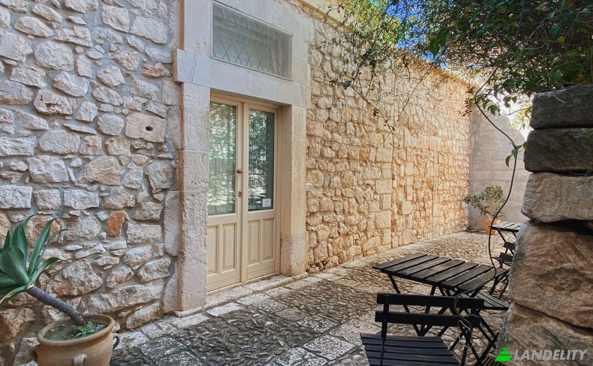 Mansion for Sale Via Meli, 97014 Ispica RG, Ispica, Free municipal consortium of Ragusa, Sicily, Italy. Photo 25