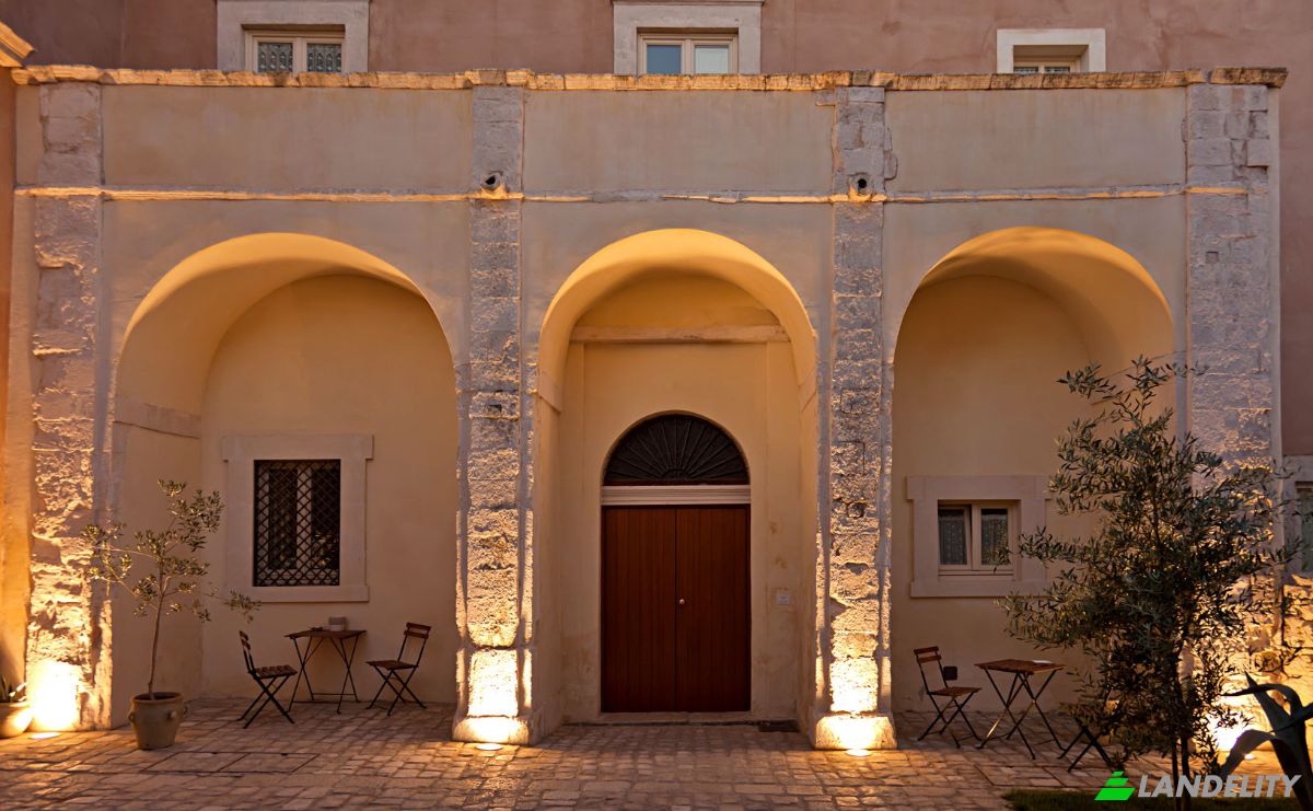 Mansion for Sale Via Meli, 97014 Ispica RG, Ispica, Free municipal consortium of Ragusa, Sicily, Italy. Photo 1