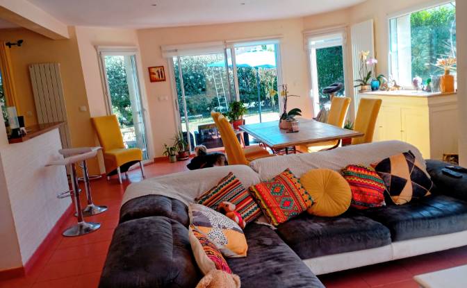 Villa for Sale 16 Rue des Courlis. Photo#10 Villa for Sale 16 Rue des Courlis. Photo#10