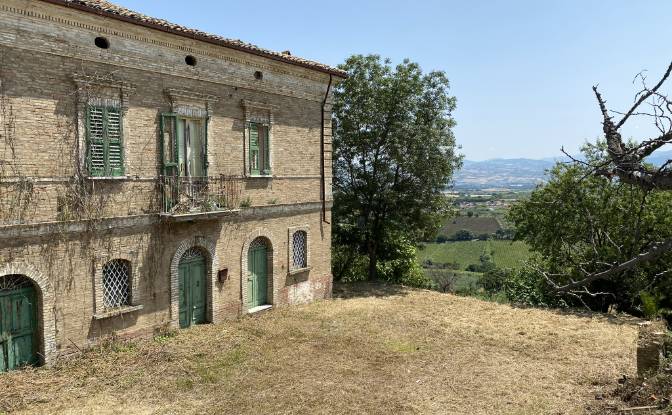 Villa for Sale - Mozzagrogna, Italy