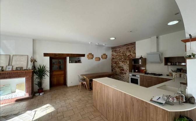 Townhouse for Sale 31 Bd du Midi. Photo#1 Townhouse for Sale 31 Bd du Midi. Photo#1