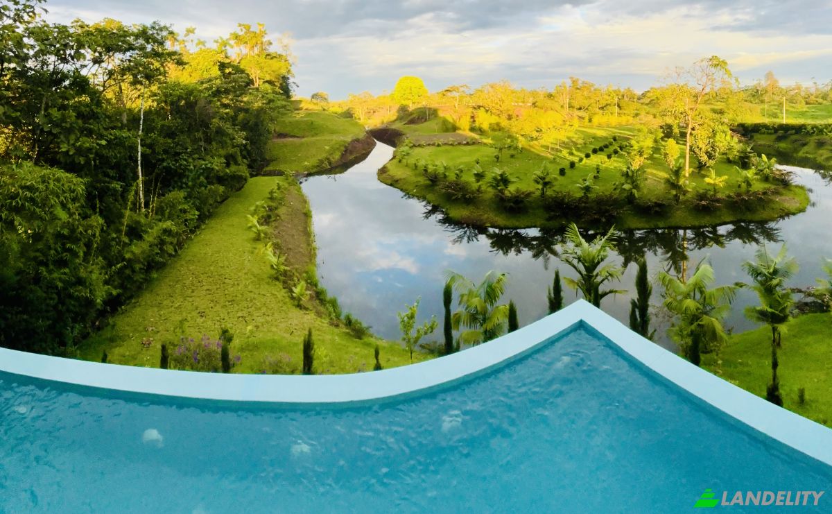 Hotel for Sale Palora, Morona-Santiago, Ecuador. Photo 7