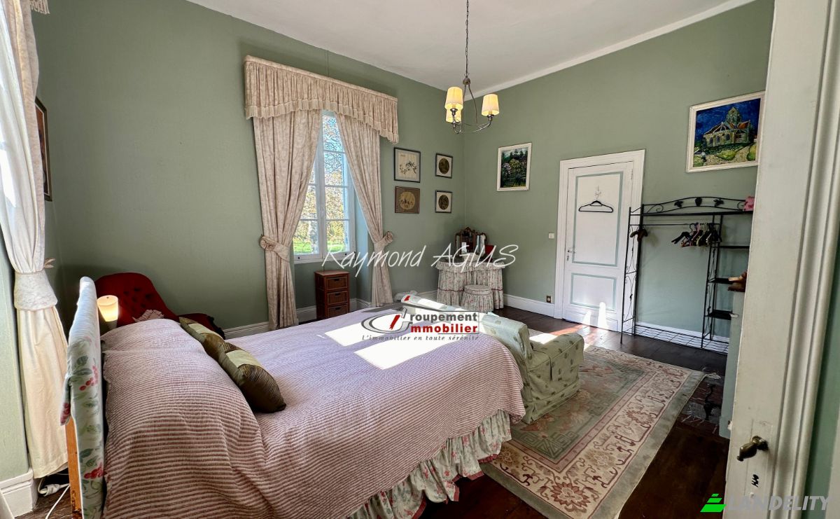 Castle for Sale 6 Rue des Mesanges, 24100 Bergerac, Bergerac, Dordogne, Nouvelle-Aquitaine, France. Photo 8