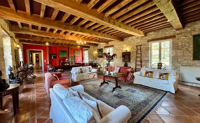 Castle for Sale 6 Rue des Mesanges, 24100 Bergerac. Photo#3