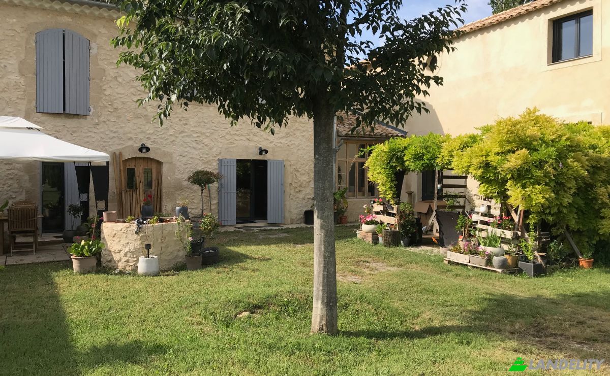 Villa for Sale 648 Rte du Thor, 84300 Cavaillon, Cavaillon, Vaucluse, Provence-Alpes-Cote dAzur, France. Photo 2