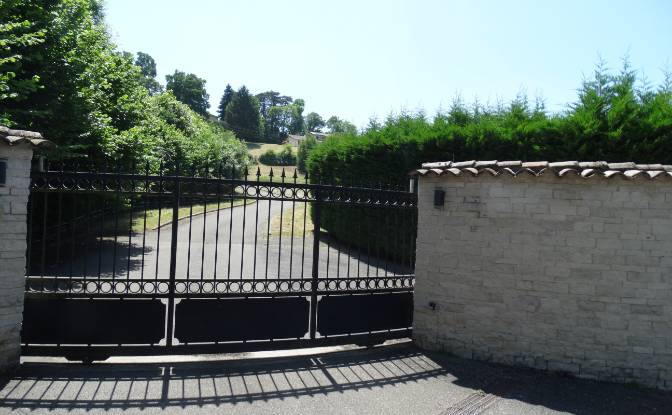 Villa for Sale 379d Chem de la Passardiere. Photo#2