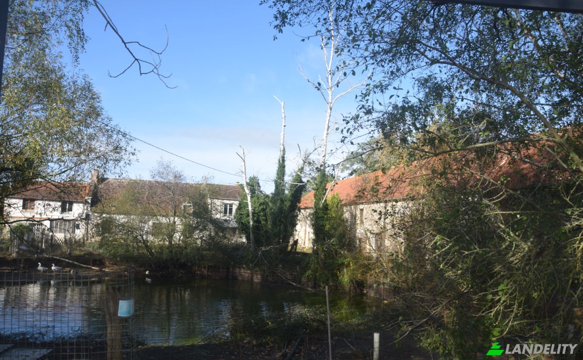 Farm/Ranch for Sale 224 Frm des Tannieres, 18140 Herry, Herry, Cher, Centre-Val de Loire, France. Photo 2