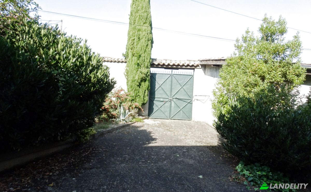 Single Family Home for Sale 3915 Rte de Rive-de-Gier, 69560 Saint-Romain-en-Gal, Saint-Romain-en-Gal, Rhone, Auvergne-Rhone-Alpes, France. Photo 3