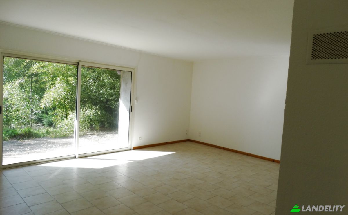 Single Family Home for Sale 3915 Rte de Rive-de-Gier, 69560 Saint-Romain-en-Gal, Saint-Romain-en-Gal, Rhone, Auvergne-Rhone-Alpes, France. Photo 6