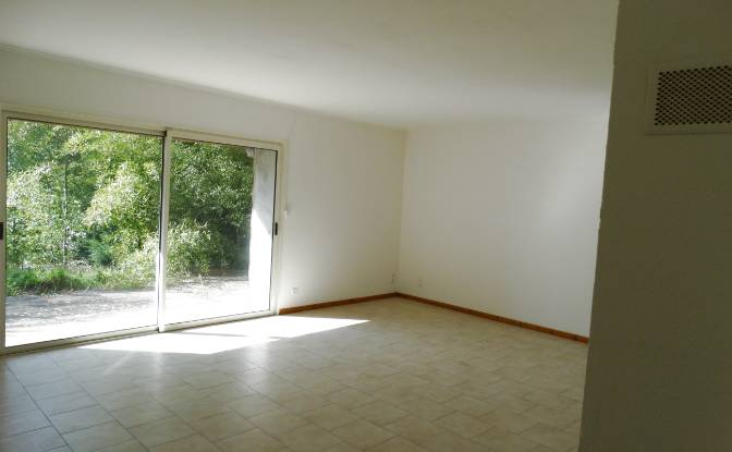Single Family Home for Sale 3915 Rte de. Photo#6 Single Family Home for Sale 3915 Rte de. Photo#6