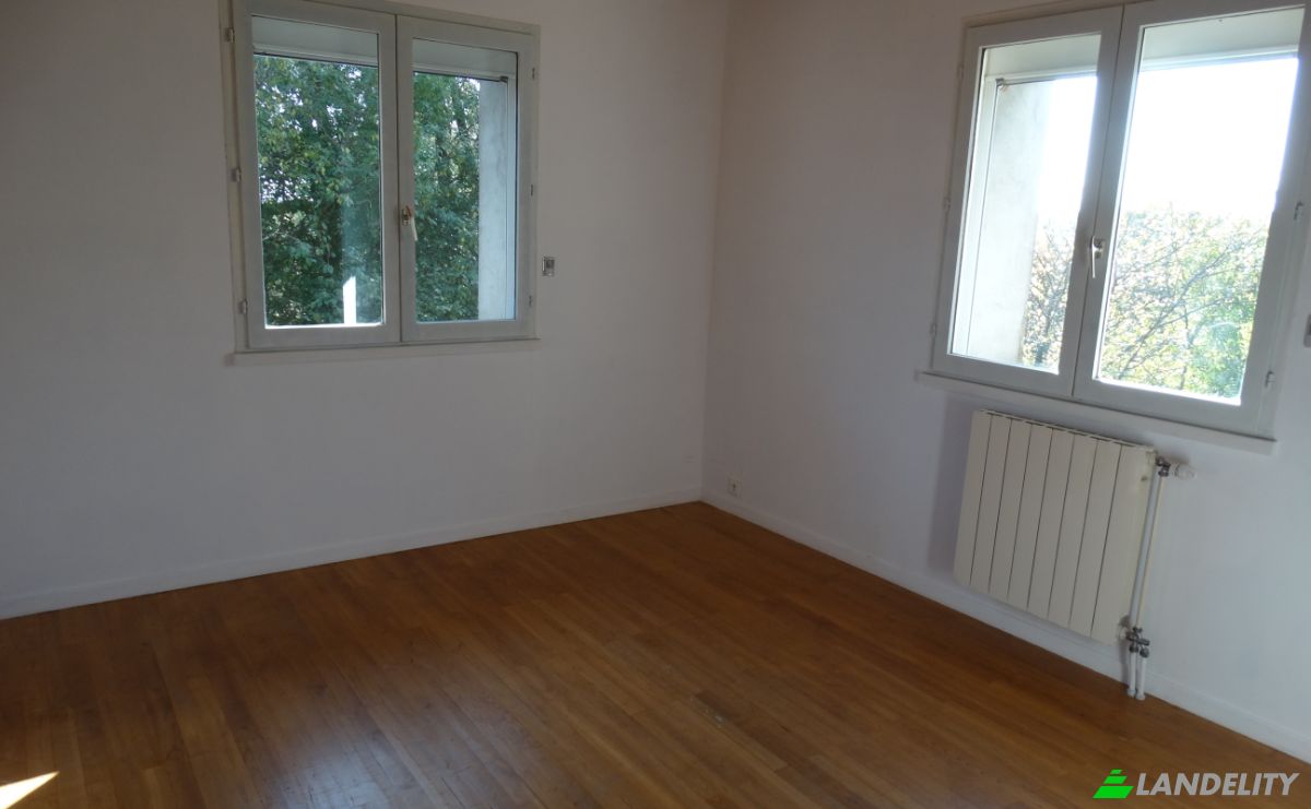 Single Family Home for Sale 3915 Rte de Rive-de-Gier, 69560 Saint-Romain-en-Gal, Saint-Romain-en-Gal, Rhone, Auvergne-Rhone-Alpes, France. Photo 9
