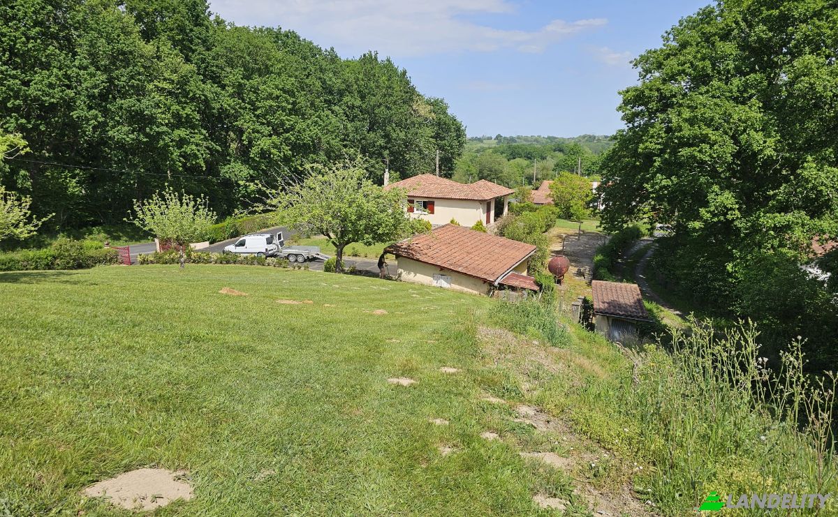 Single Family Home for Sale 544 Rte d Urt, 64990 Urcuit, Urcuit, Pyrenees-Atlantiques, Nouvelle-Aquitaine, France. Photo 2
