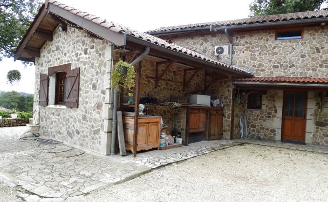 Villa for Sale 44 Chem des Fours, 69440 Taluyers. Photo#4