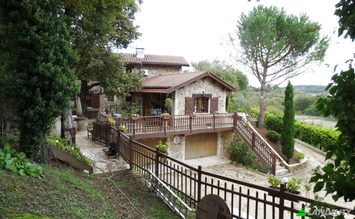 Villa for Sale 44 Chem des Fours, 69440 Taluyers, Taluyers, Rhone, Auvergne-Rhone-Alpes, France. Photo 3
