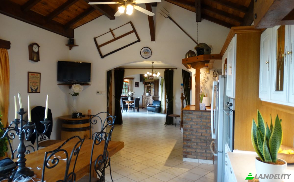 Villa for Sale 44 Chem des Fours, 69440 Taluyers, Taluyers, Rhone, Auvergne-Rhone-Alpes, France. Photo 10