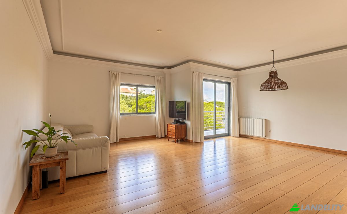 Apartment for Sale R Dom Bosco 1, 2765-418 Alcabideche, Alcabideche, Cascais, Lisbon, Portugal. Photo 3