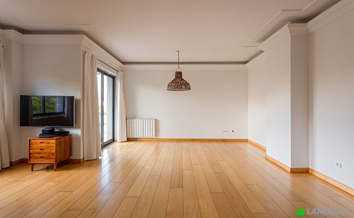 Apartment for Sale R Dom Bosco 1, 2765-418 Alcabideche, Alcabideche, Cascais, Lisbon, Portugal. Photo 4