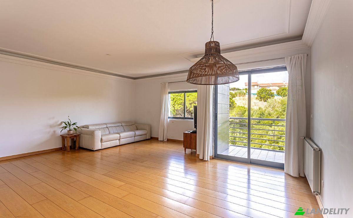 Apartment for Sale R Dom Bosco 1, 2765-418 Alcabideche, Alcabideche, Cascais, Lisbon, Portugal. Photo 5