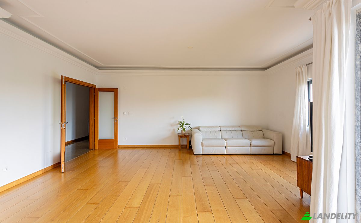 Apartment for Sale R Dom Bosco 1, 2765-418 Alcabideche, Alcabideche, Cascais, Lisbon, Portugal. Photo 6