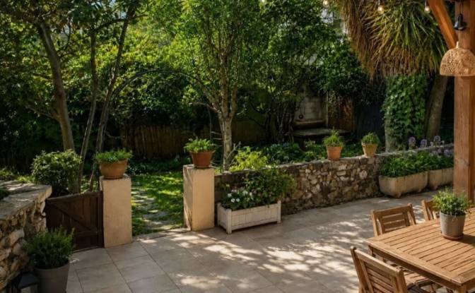 Townhouse for Sale 172 Bd de la Madeleine. Photo#13 Townhouse for Sale 172 Bd de la Madeleine. Photo#13