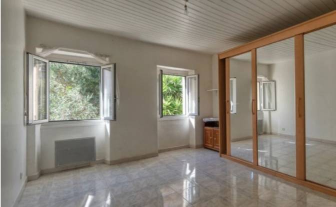 Townhouse for Sale 172 Bd de la Madeleine. Photo#5 Townhouse for Sale 172 Bd de la Madeleine. Photo#5