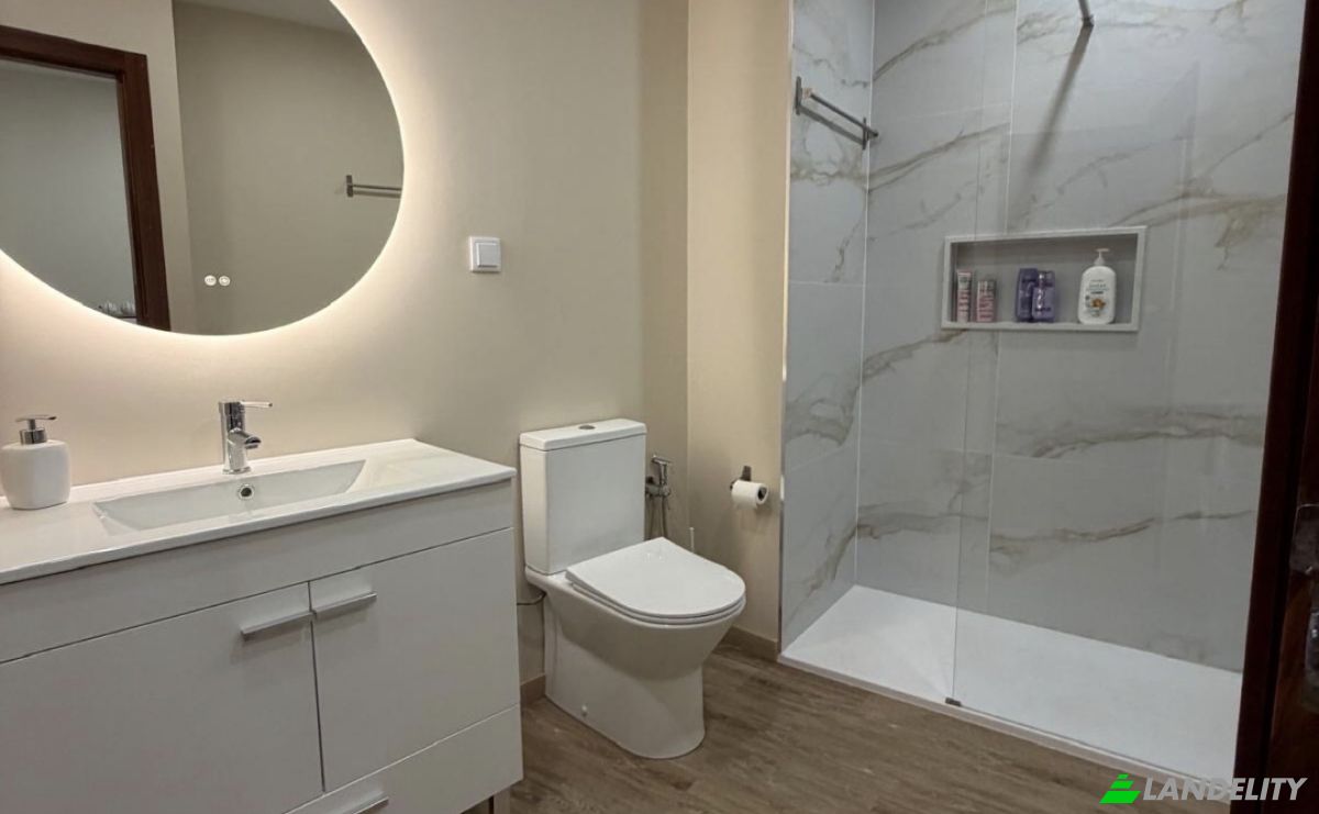Apartment for Sale Av Dr Carlos Mota Pinto B, 8125-134 Quarteira, Quarteira, Loule, Faro District, Portugal. Photo 10