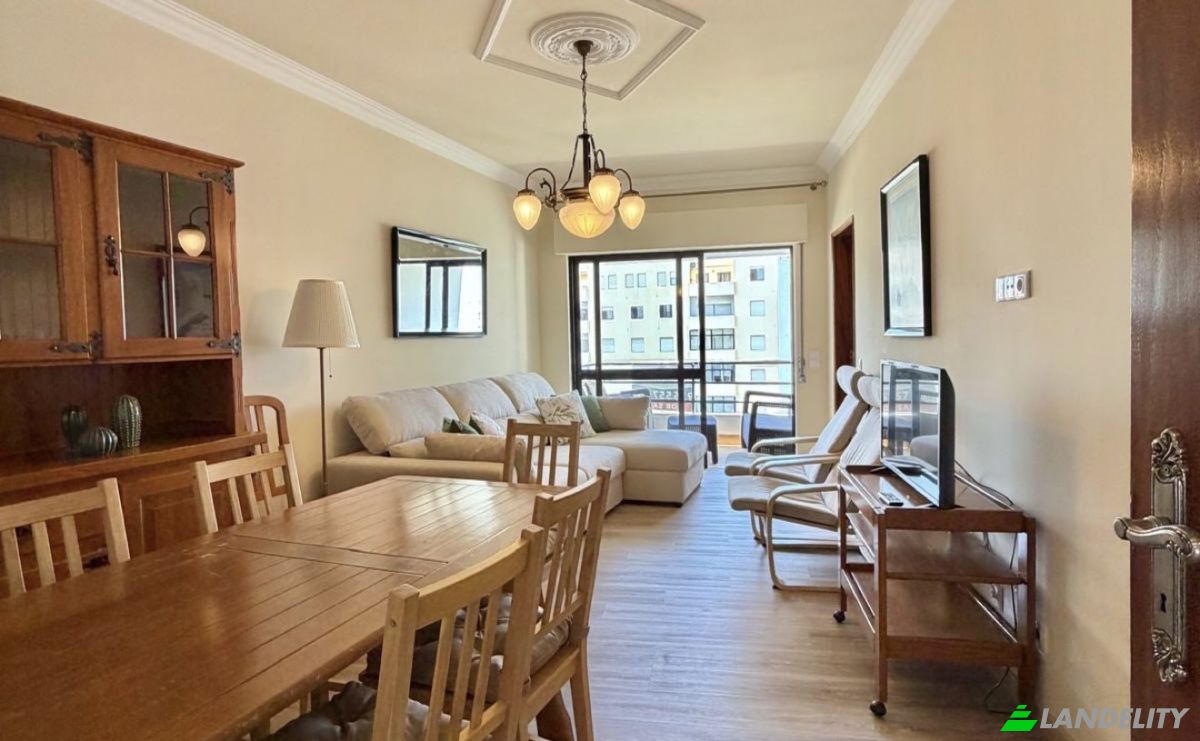 Apartment for Sale Av Dr Carlos Mota Pinto B, 8125-134 Quarteira, Quarteira, Loule, Faro District, Portugal. Photo 4