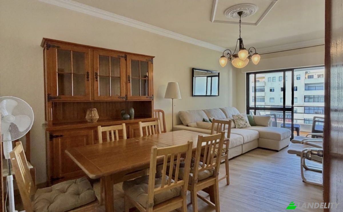 Apartment for Sale Av Dr Carlos Mota Pinto B, 8125-134 Quarteira, Quarteira, Loule, Faro District, Portugal. Photo 5