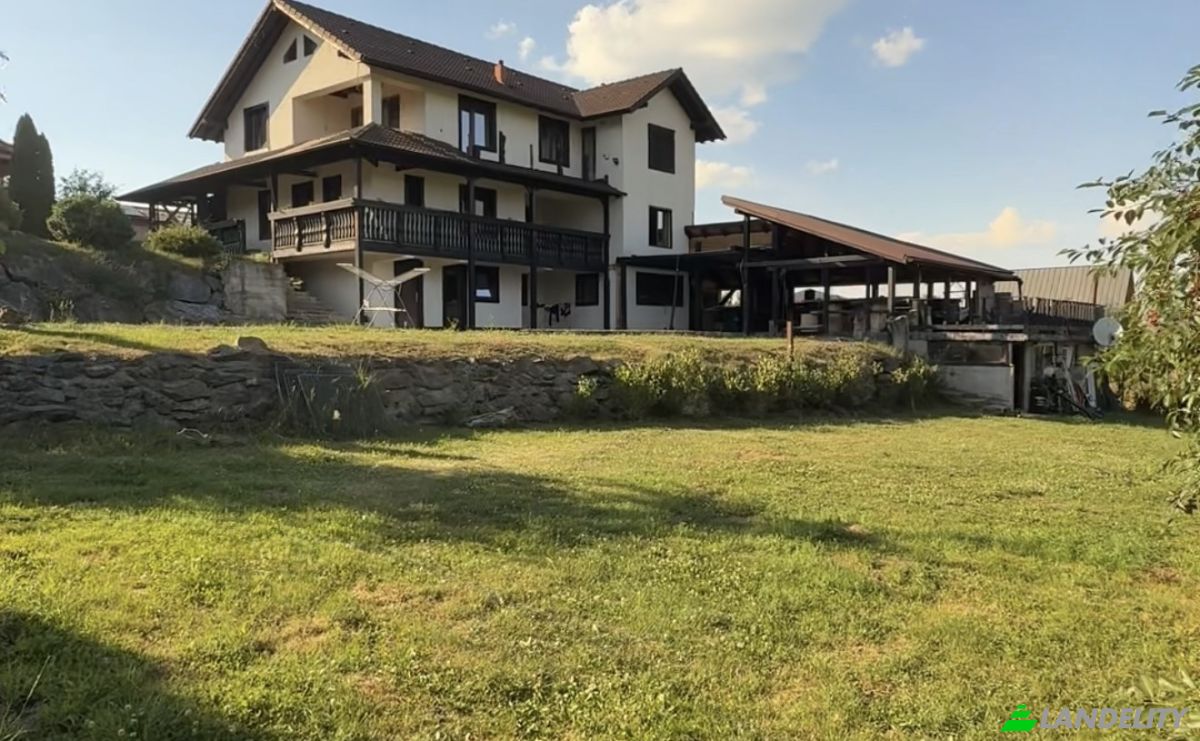 Mansion for Sale Aleea Capatanii 1, 555300, Cisnadie, Sadu, Sibiu, Romania. Photo 1