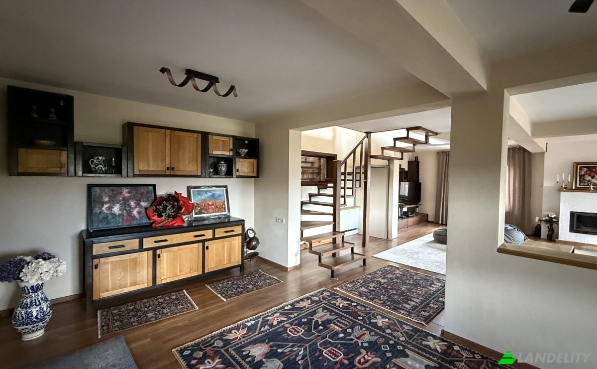 Mansion for Sale Aleea Capatanii 1, 555300, Cisnadie, Sadu, Sibiu, Romania. Photo 14