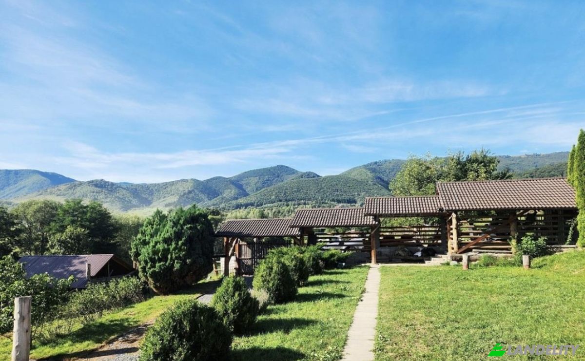 Mansion for Sale Aleea Capatanii 1, 555300, Cisnadie, Sadu, Sibiu, Romania. Photo 2
