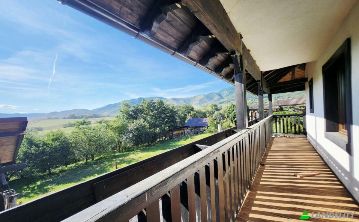 Mansion for Sale Aleea Capatanii 1, 555300, Cisnadie, Sadu, Sibiu, Romania. Photo 4