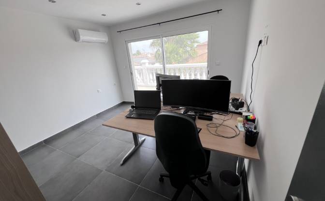 Villa Te koop 400 Rue de Lezigno, 34310 Montady. Foto#16